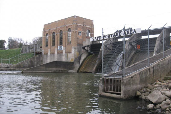 river dam turbine